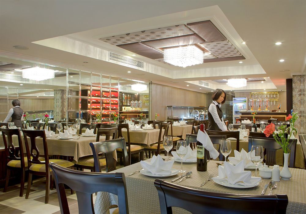 A25 Hotel - 19 Phan Dinh Phung Ханой Екстер'єр фото