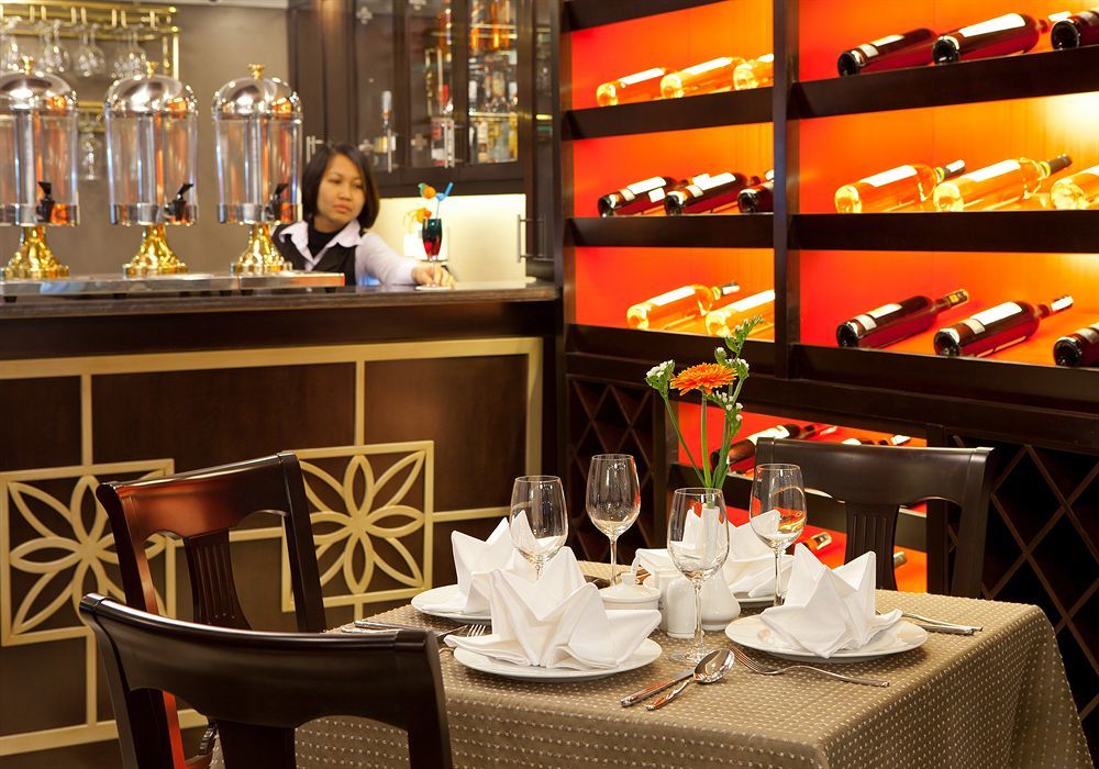 A25 Hotel - 19 Phan Dinh Phung Ханой Екстер'єр фото